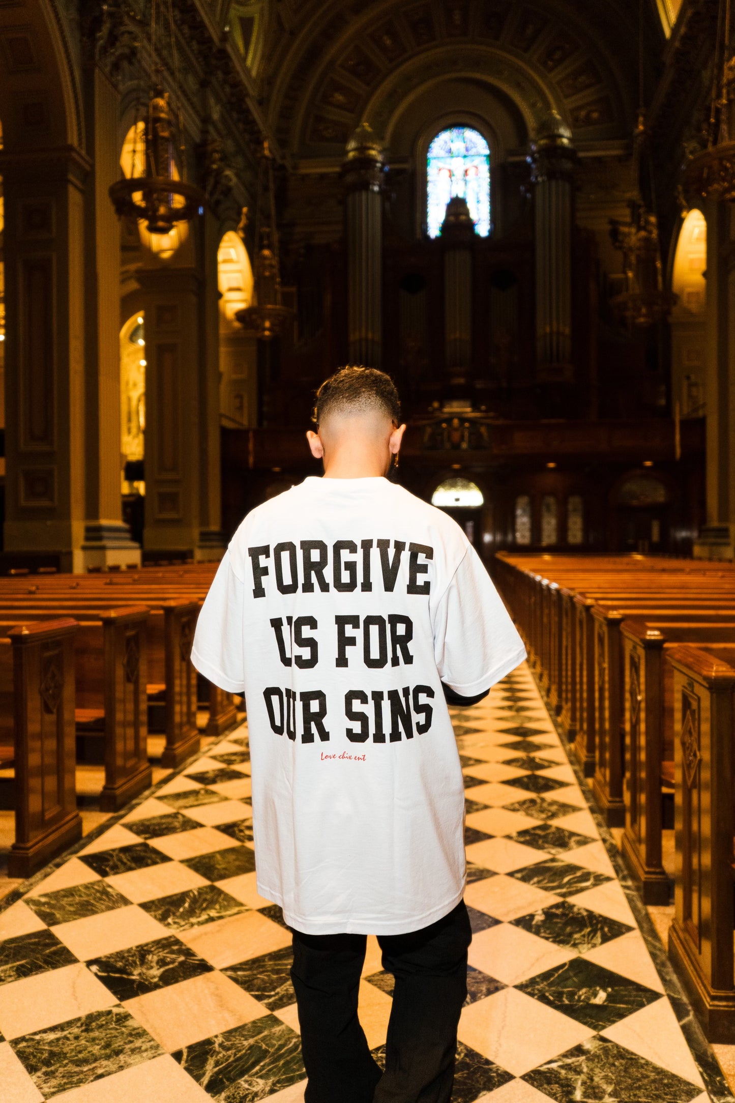 sinner's  tee
